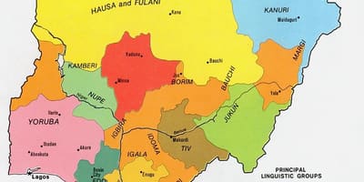 Карта на Нигерия с посочване на етнически групи