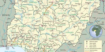 Карта на Нигерия с посочване на държави и столици